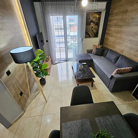 Central1modernapartmentfreeparking Appartamento Serres