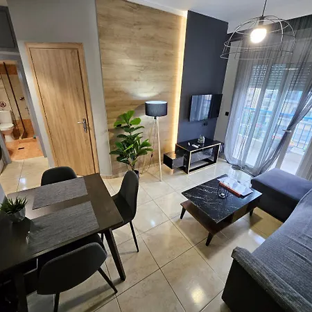 Central1modernapartmentfreeparking Appartamento Serres