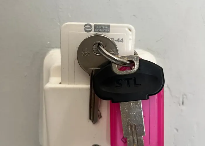 Central1modernapartmentfreeparking סרס