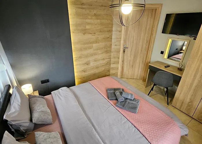 Central1modernapartmentfreeparking *
